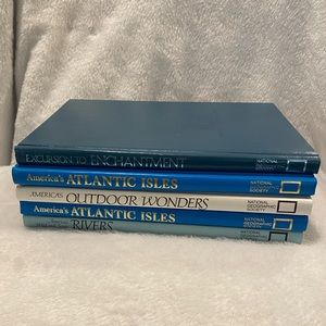 📚 National Geographic Society Books - set of 5 📚